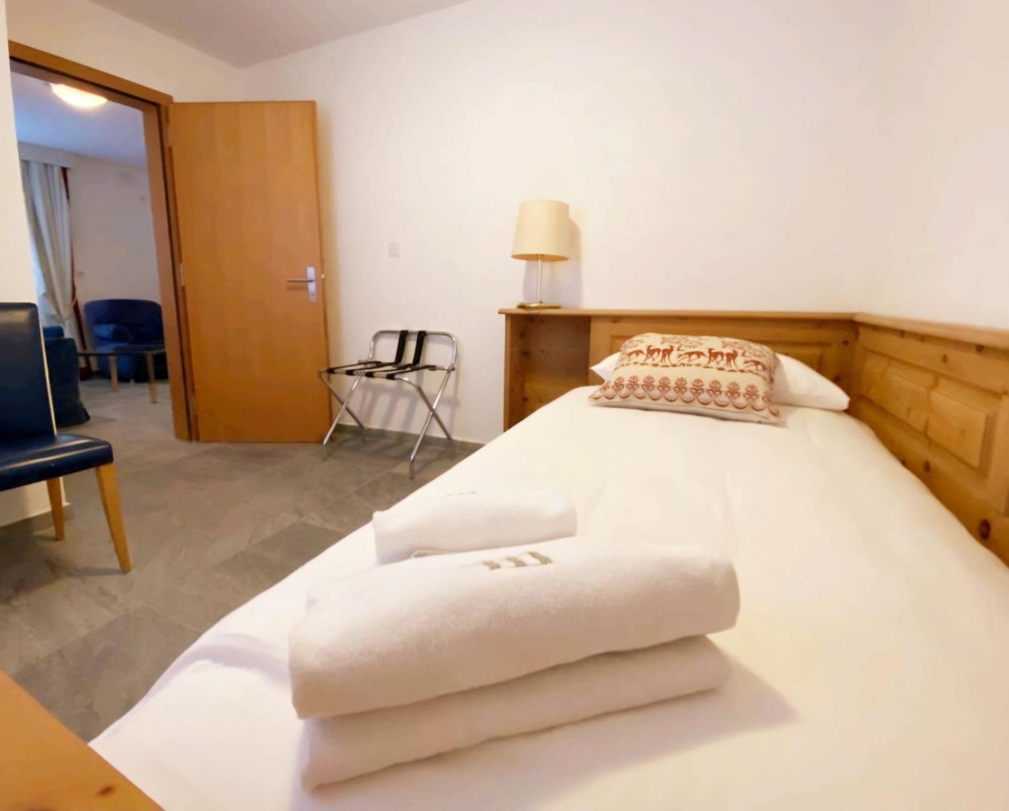 Ferienwohnung Chesa Bernina Samedan Exterior foto