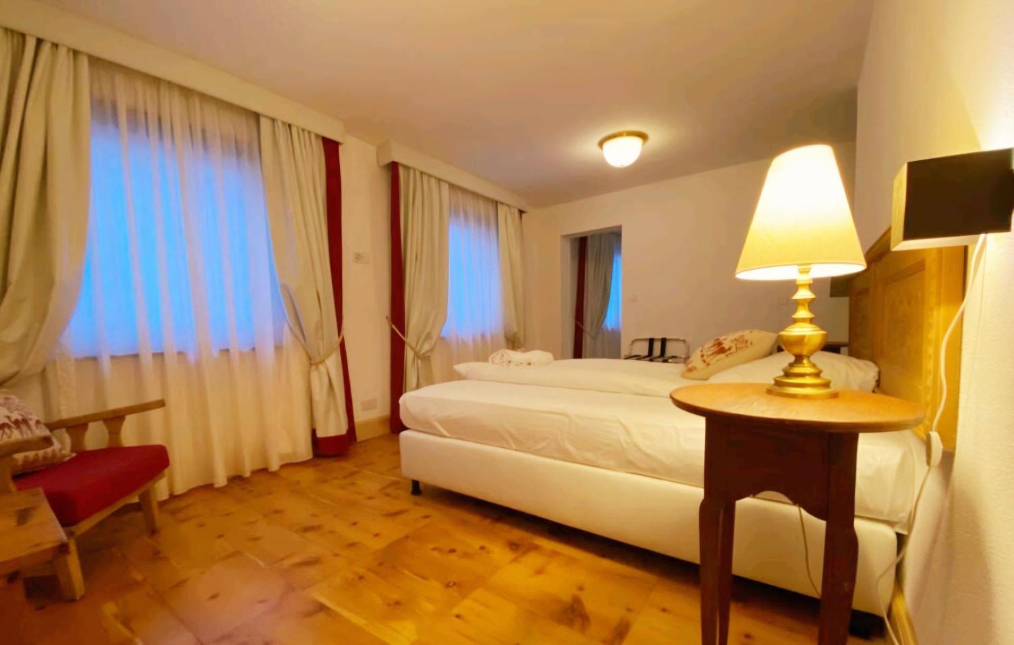Ferienwohnung Chesa Bernina Samedan Exterior foto